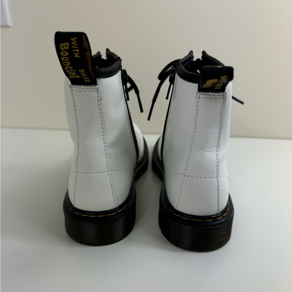 Dr. Martens White‎ Combat Boots Zavala  Youth Size 5 - Picture 5 of 10